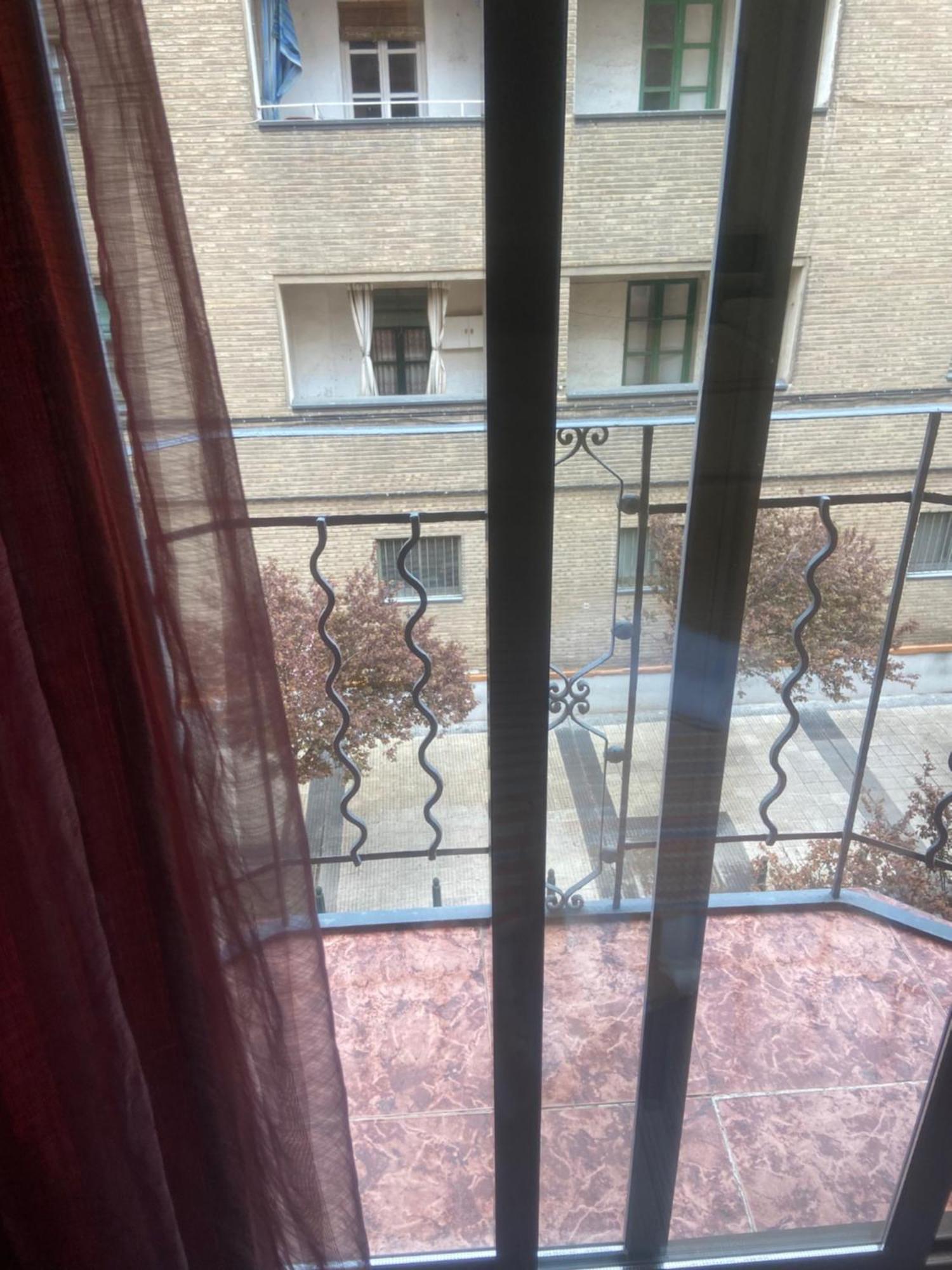 Habitaciones Familiares Con Bano Privado Lf - Sin Ascensor Сарагоса Екстер'єр фото